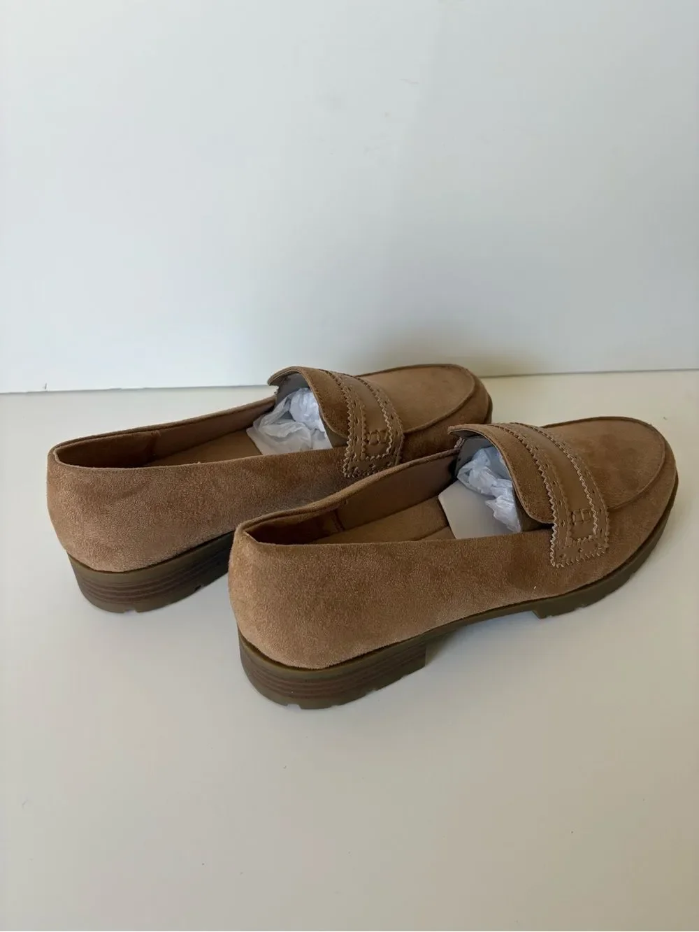Life Stride Women's Tan Suede Penny Loafer